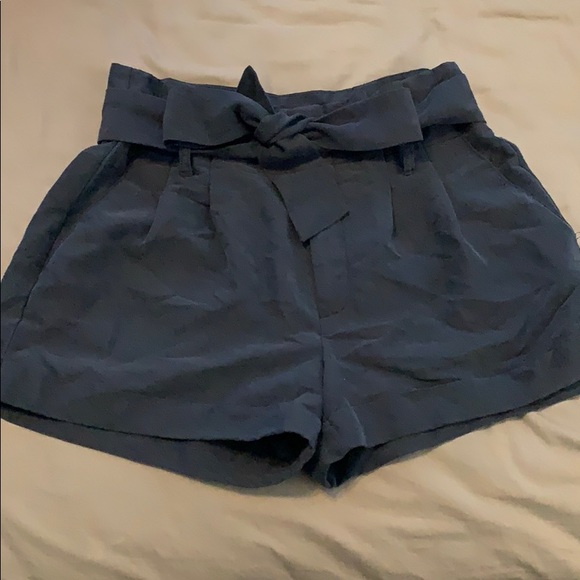 American Eagle Outfitters Pants - AEO high waisted shorts